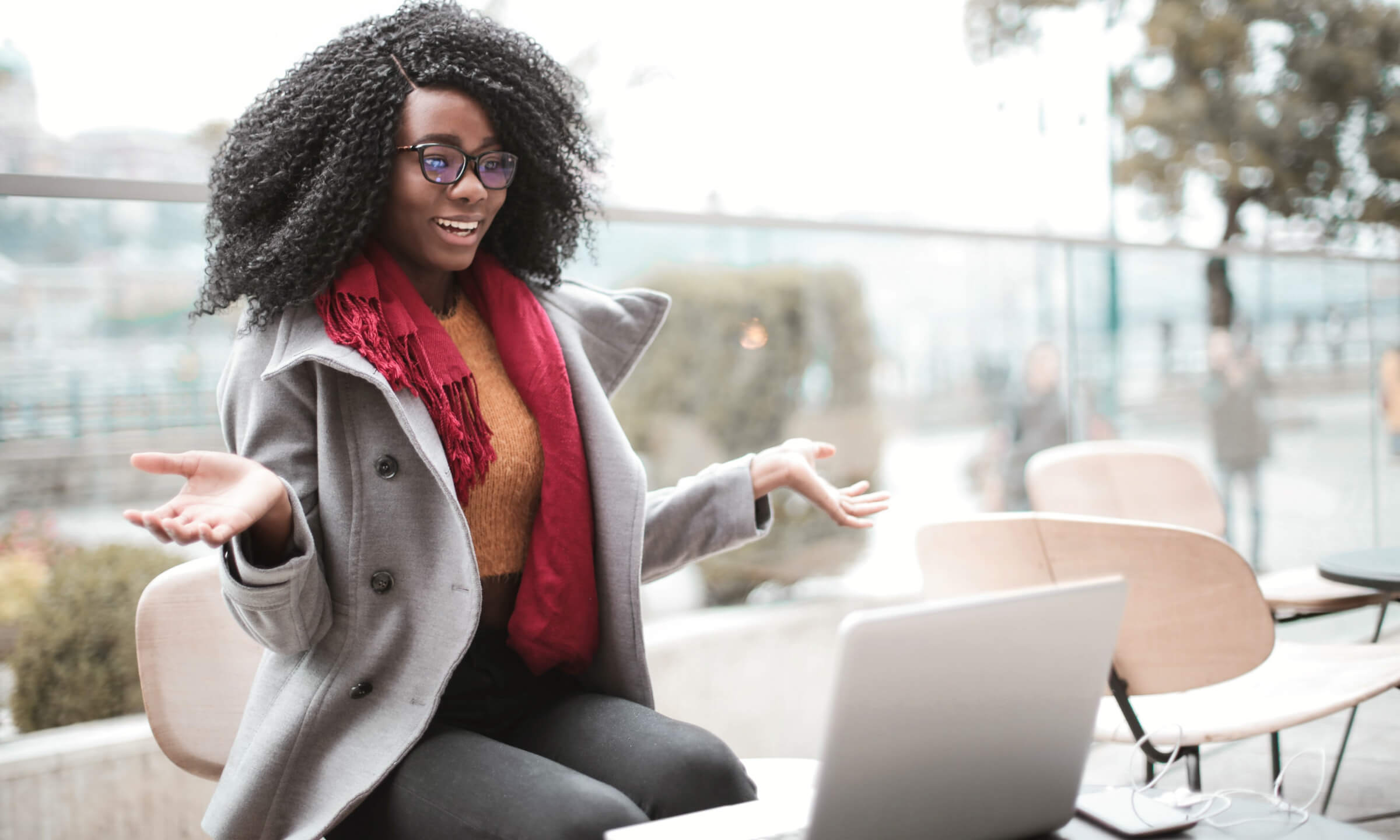 A confused looking guest at a wedding